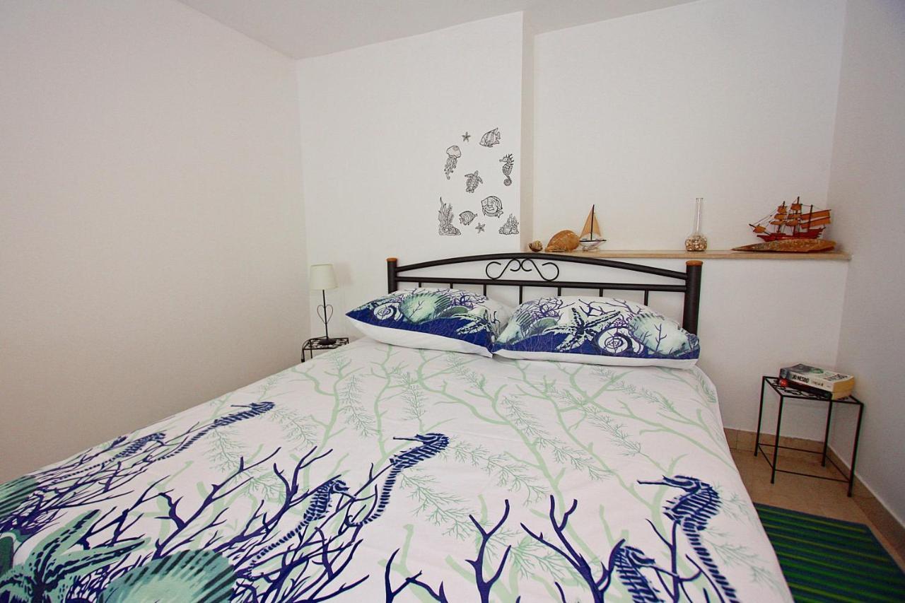 Apartment Zorica Supetar Eksteriør billede