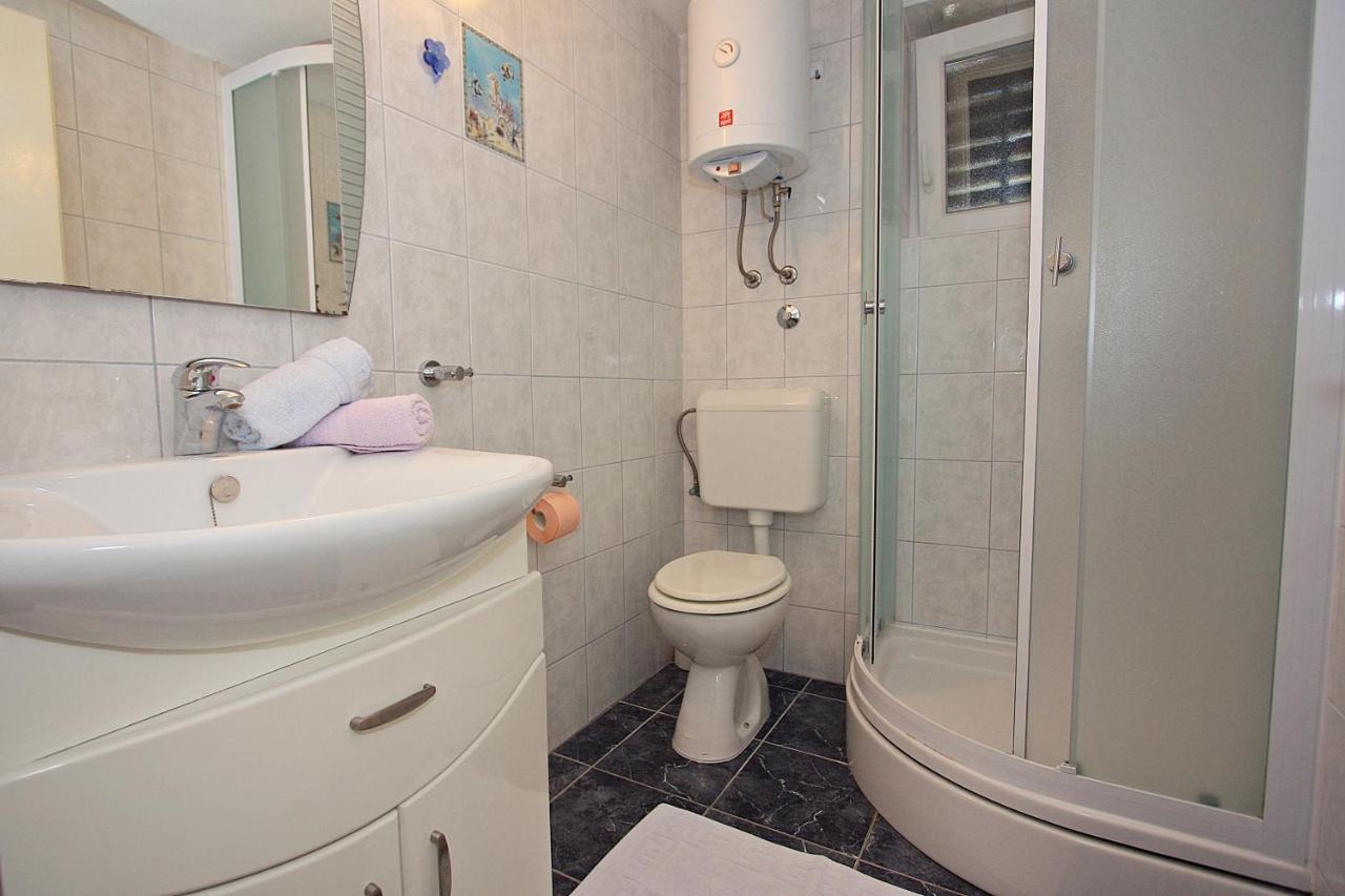 Apartment Zorica Supetar Eksteriør billede