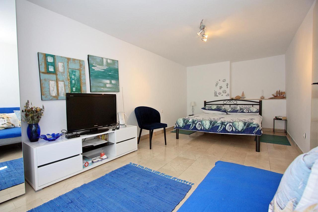 Apartment Zorica Supetar Eksteriør billede