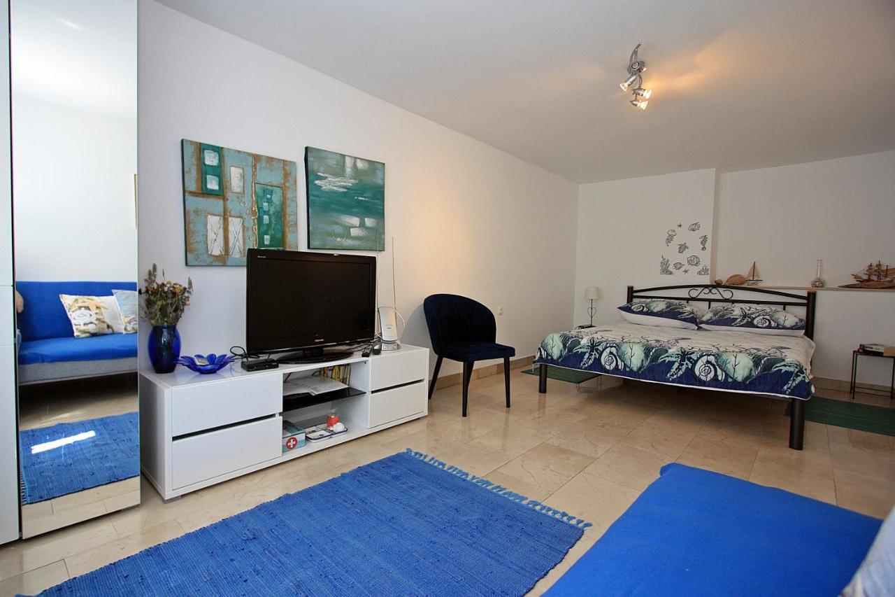 Apartment Zorica Supetar Eksteriør billede